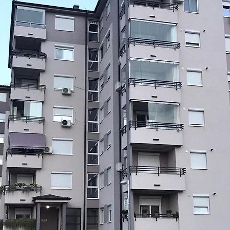 River Apartment Paracin Exterior photo