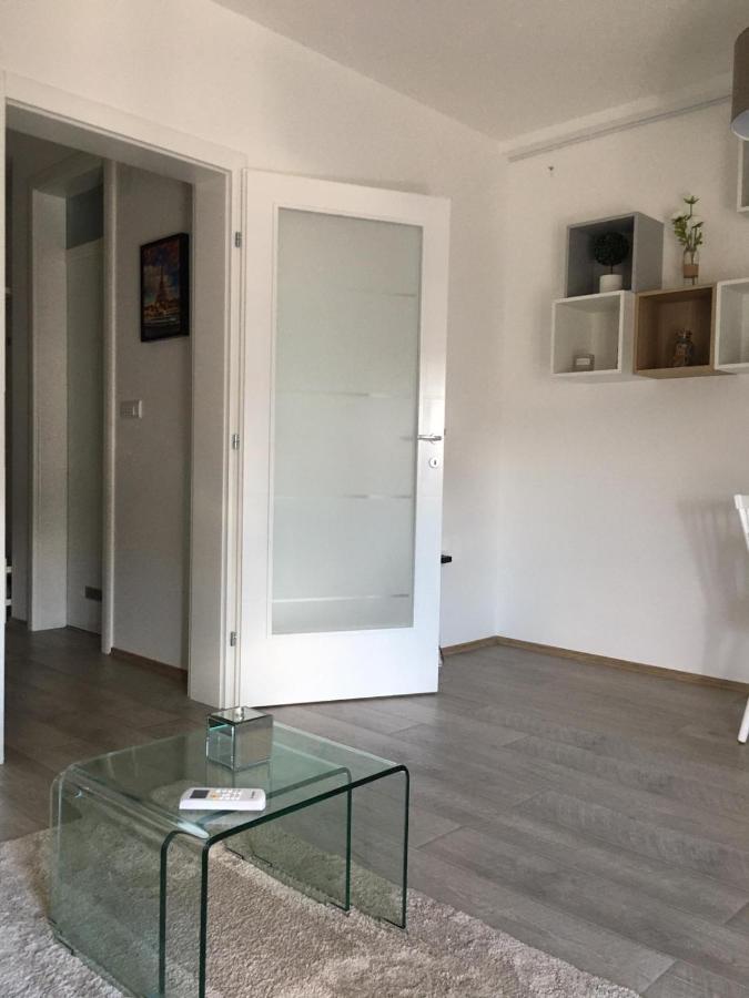 River Apartment Paracin Exterior photo
