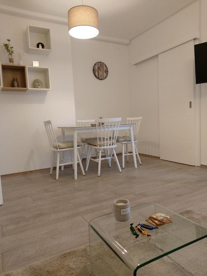 River Apartment Paracin Exterior photo